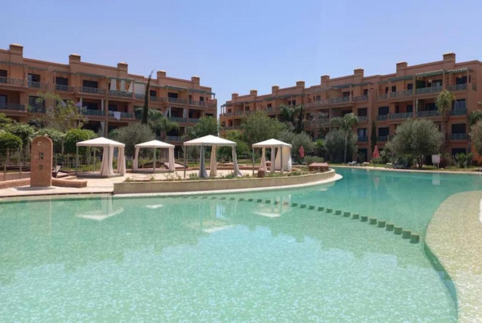 Bel Rdj Face Piscine Standing Apartment